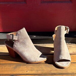 FRYE AND CO (11) Ash Suede Stitched Donna Slingback Chunky Heel Peep Toe Sandals